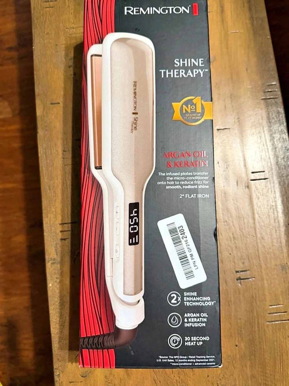 Remington Shine Therapy 2" Flat Iron Pink & White NWT